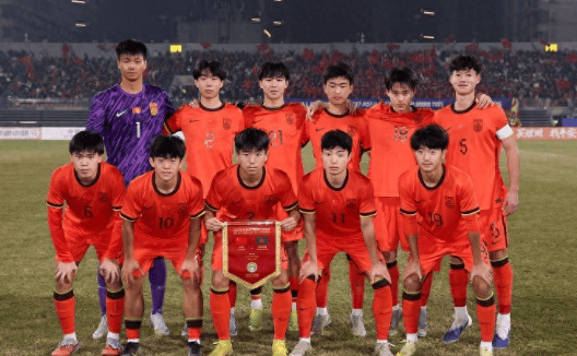 开云体育官方网站-2-0，3-1！亚洲杯疯狂一夜！日本晋级卡塔尔出局，国足出线创历史